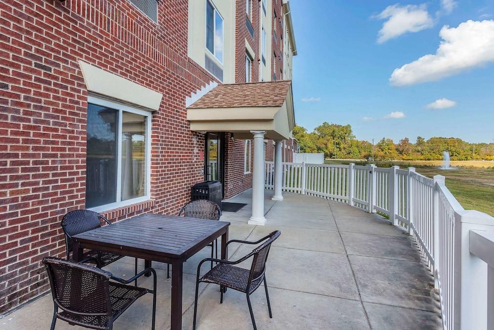 Comfort Suites Suffolk - Chesapeake Buitenkant foto