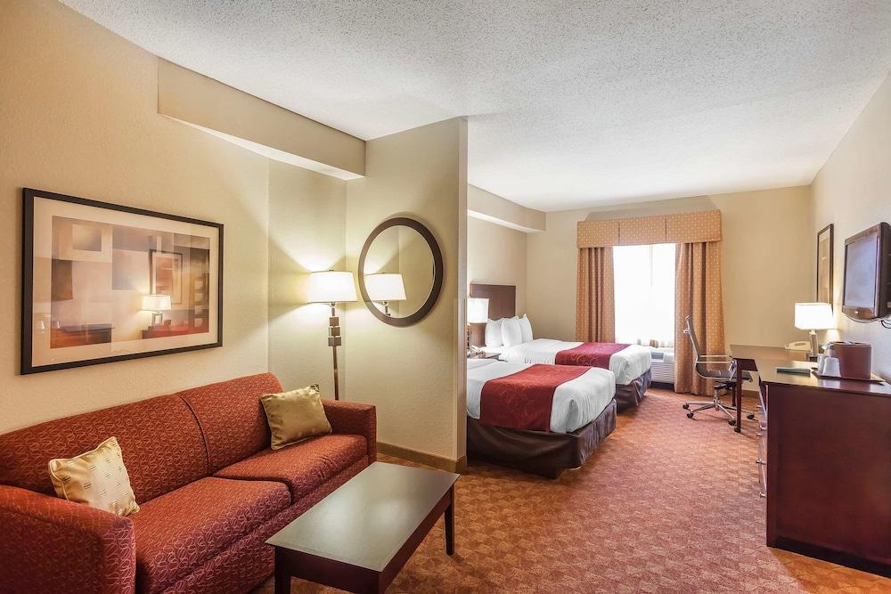 Comfort Suites Suffolk - Chesapeake Buitenkant foto