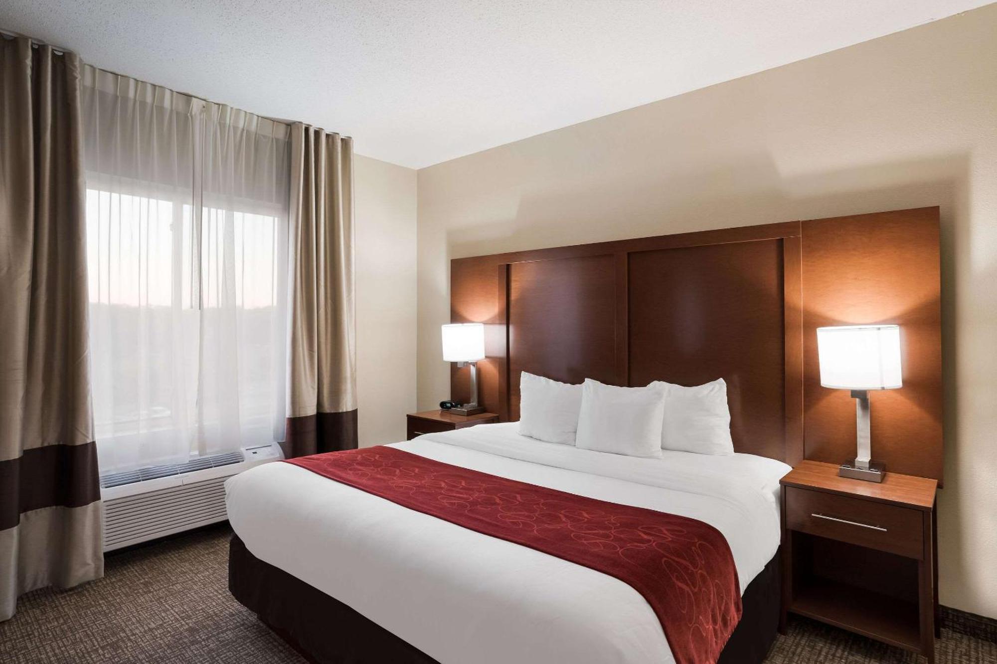 Comfort Suites Suffolk - Chesapeake Buitenkant foto